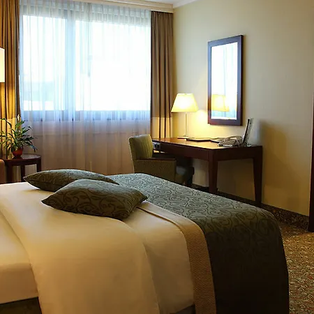Hotel Courtyard By Marriott Seestern Dusseldorf