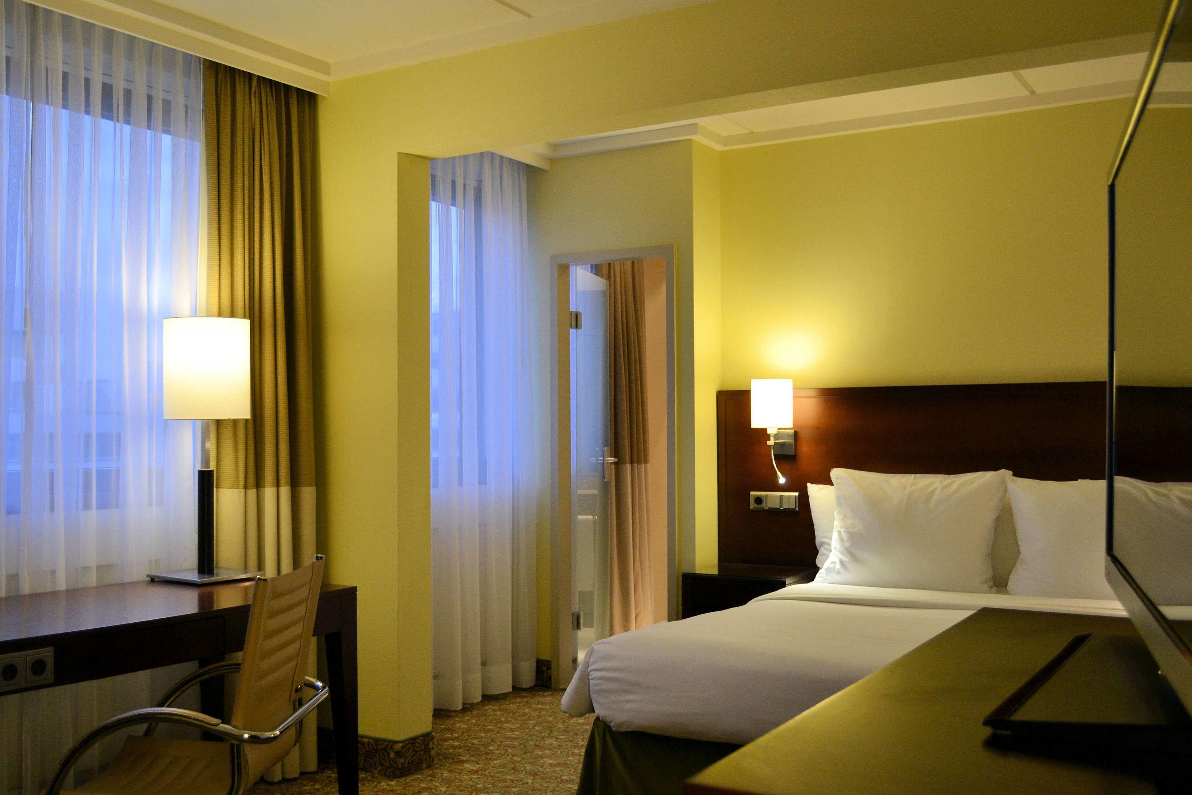 Courtyard By Marriott Seestern Hotel Düsseldorf