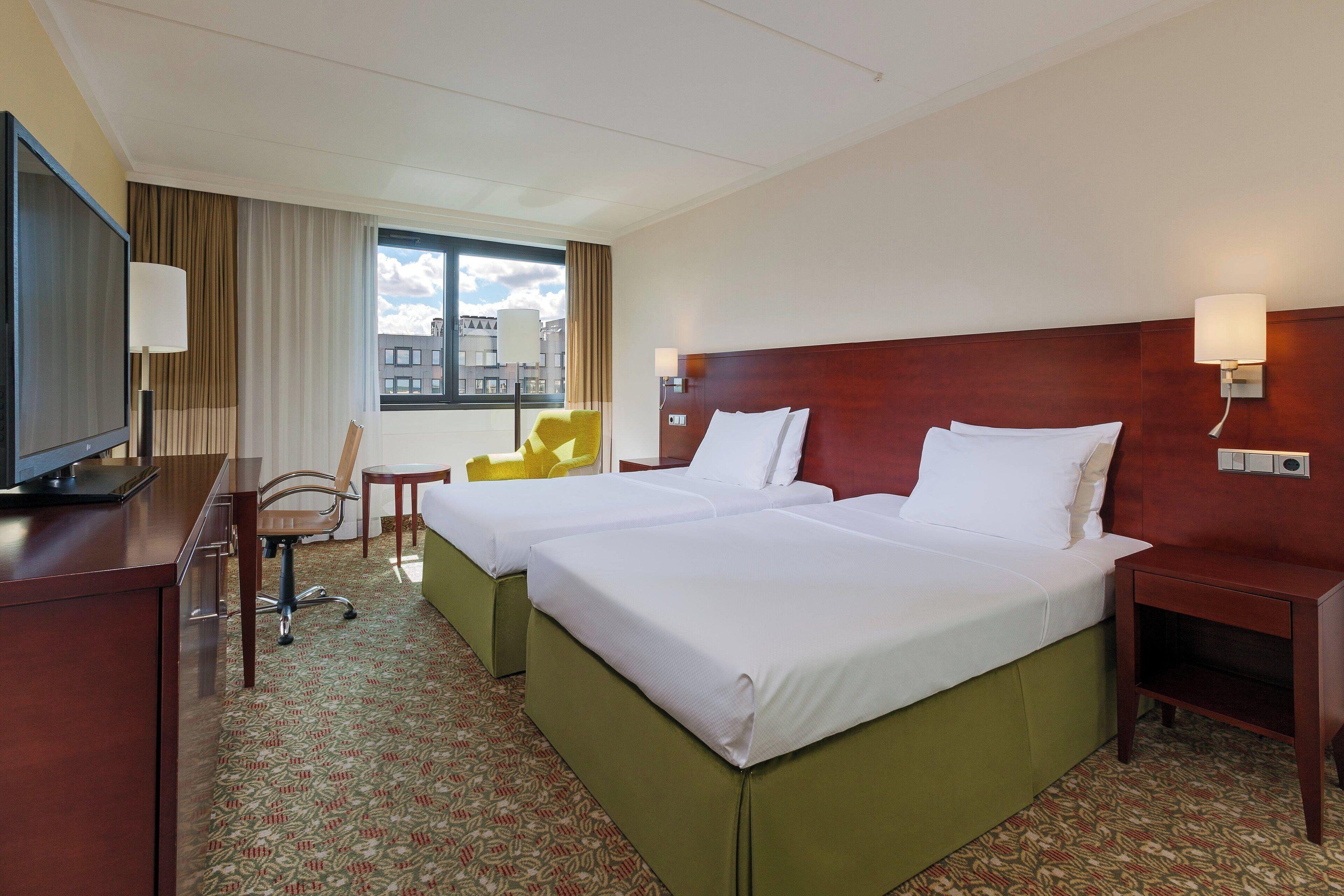 Courtyard By Marriott Seestern