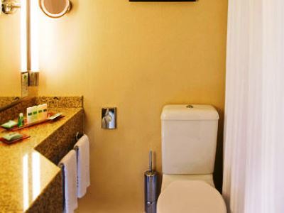 Courtyard By Marriott Seestern 4*