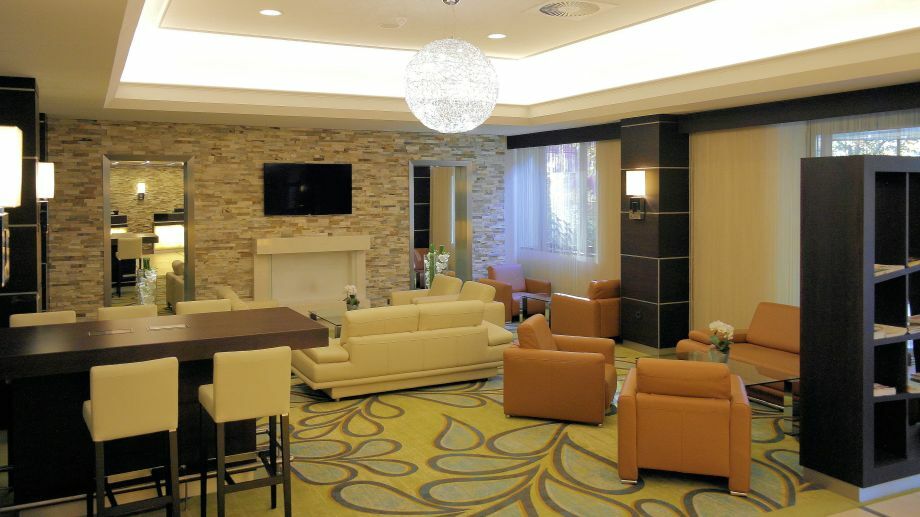 Courtyard By Marriott Seestern