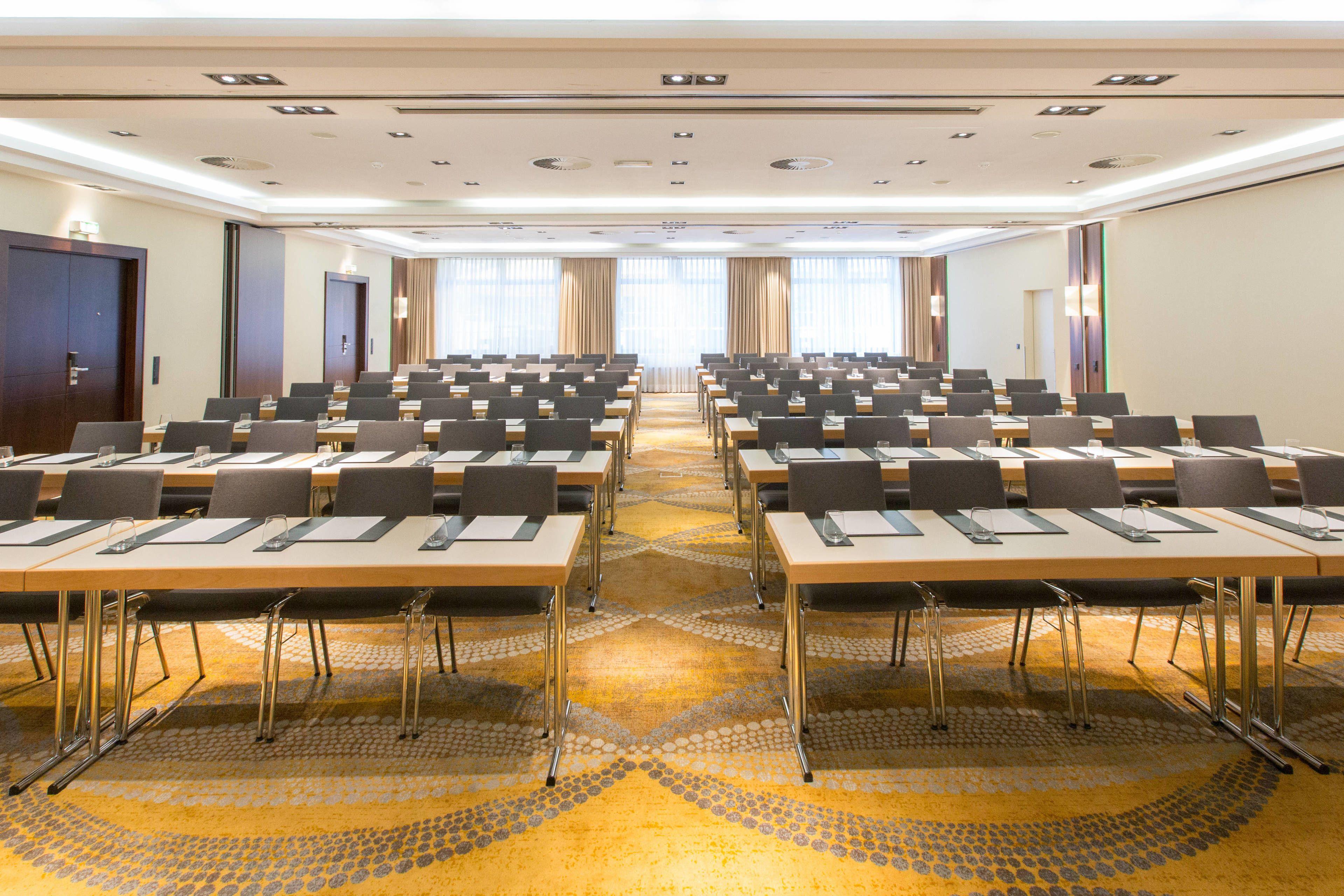 Courtyard By Marriott Seestern