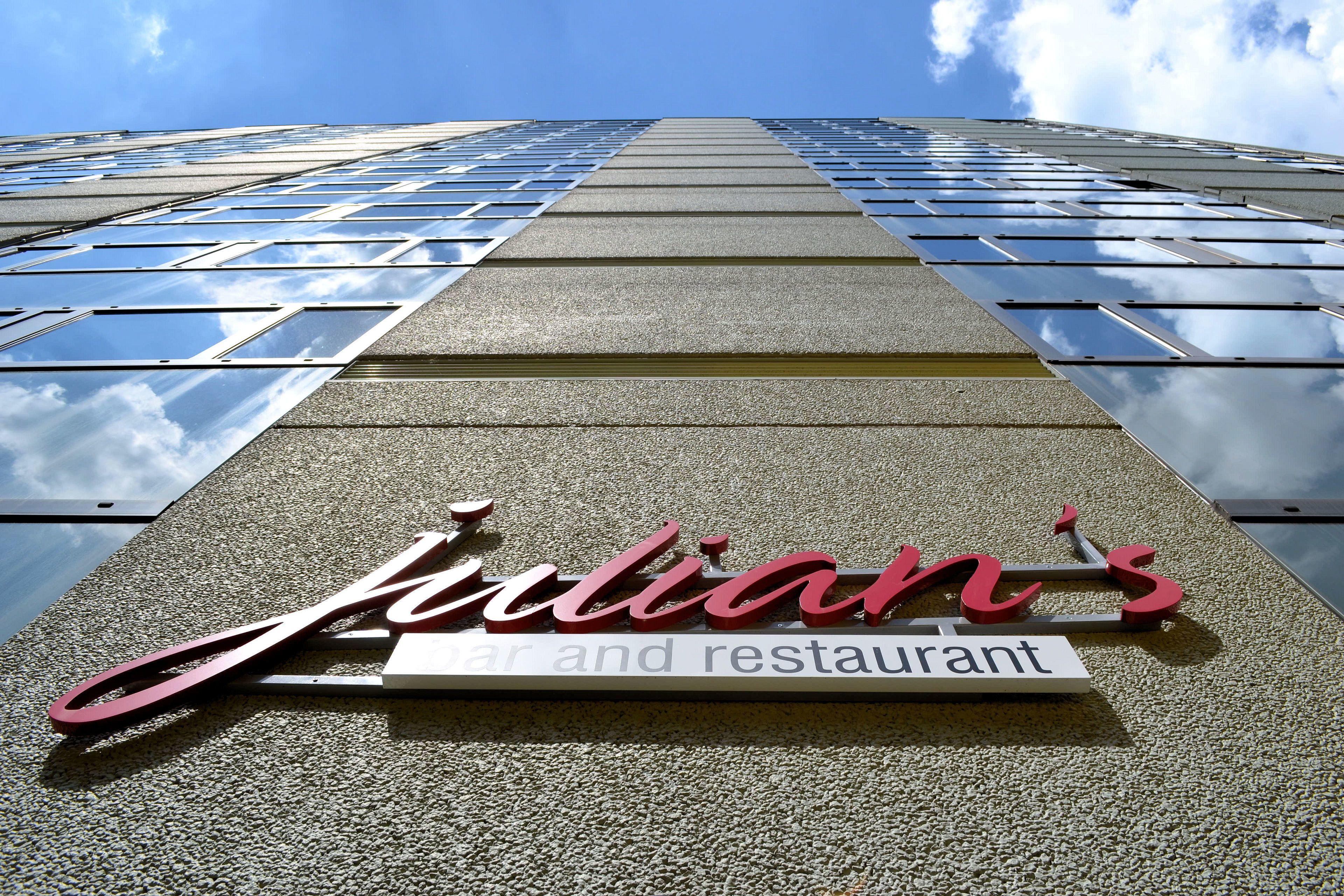 Courtyard By Marriott Seestern